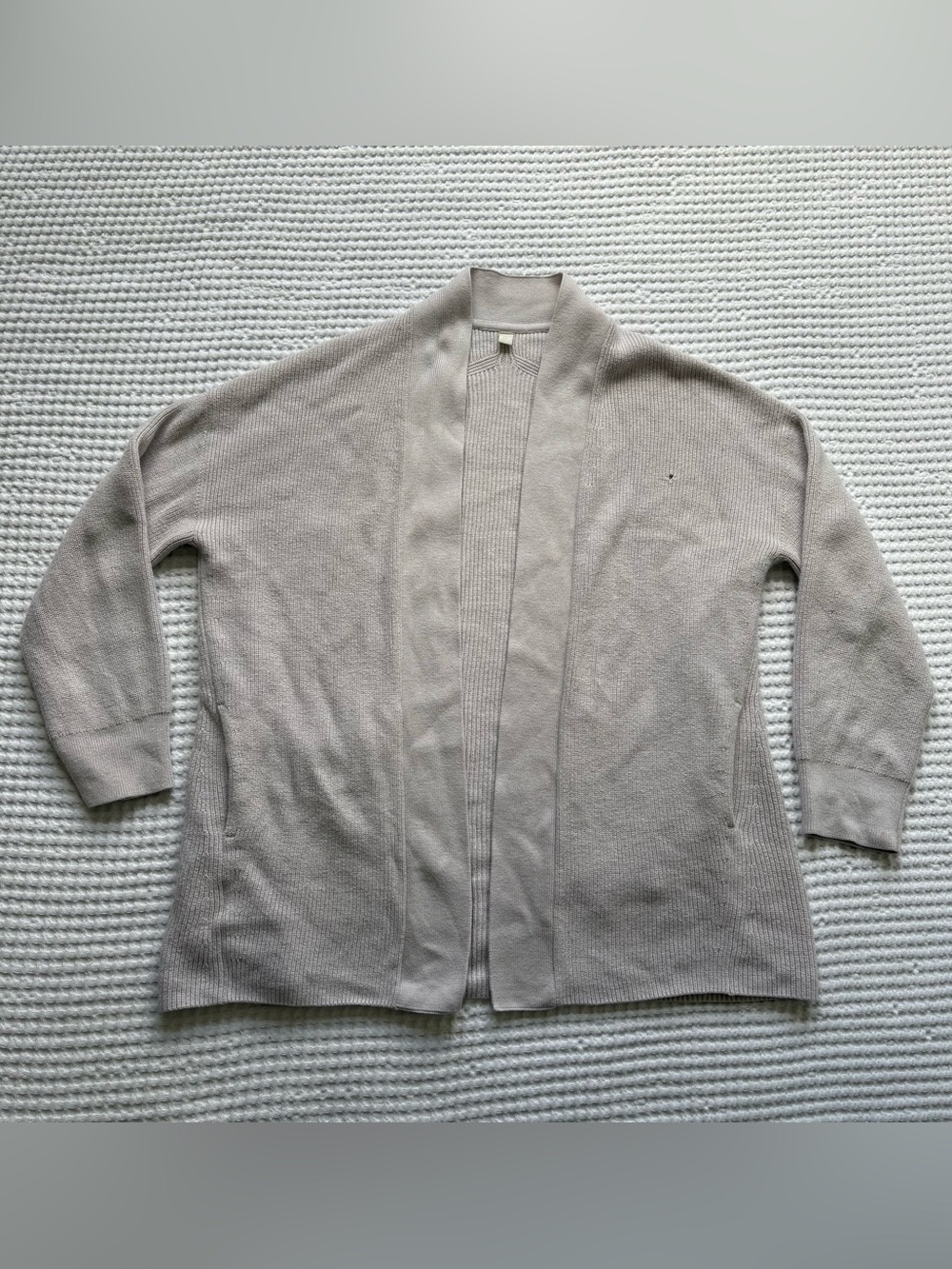 Lululemon Merino Wool Blend Ribbed Wrap Cardigan White Opal Pockets Size 6 FLAW